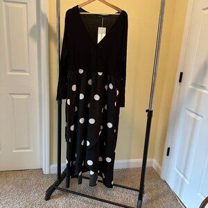Black and white polka dot knit plus size Bloomchic dress